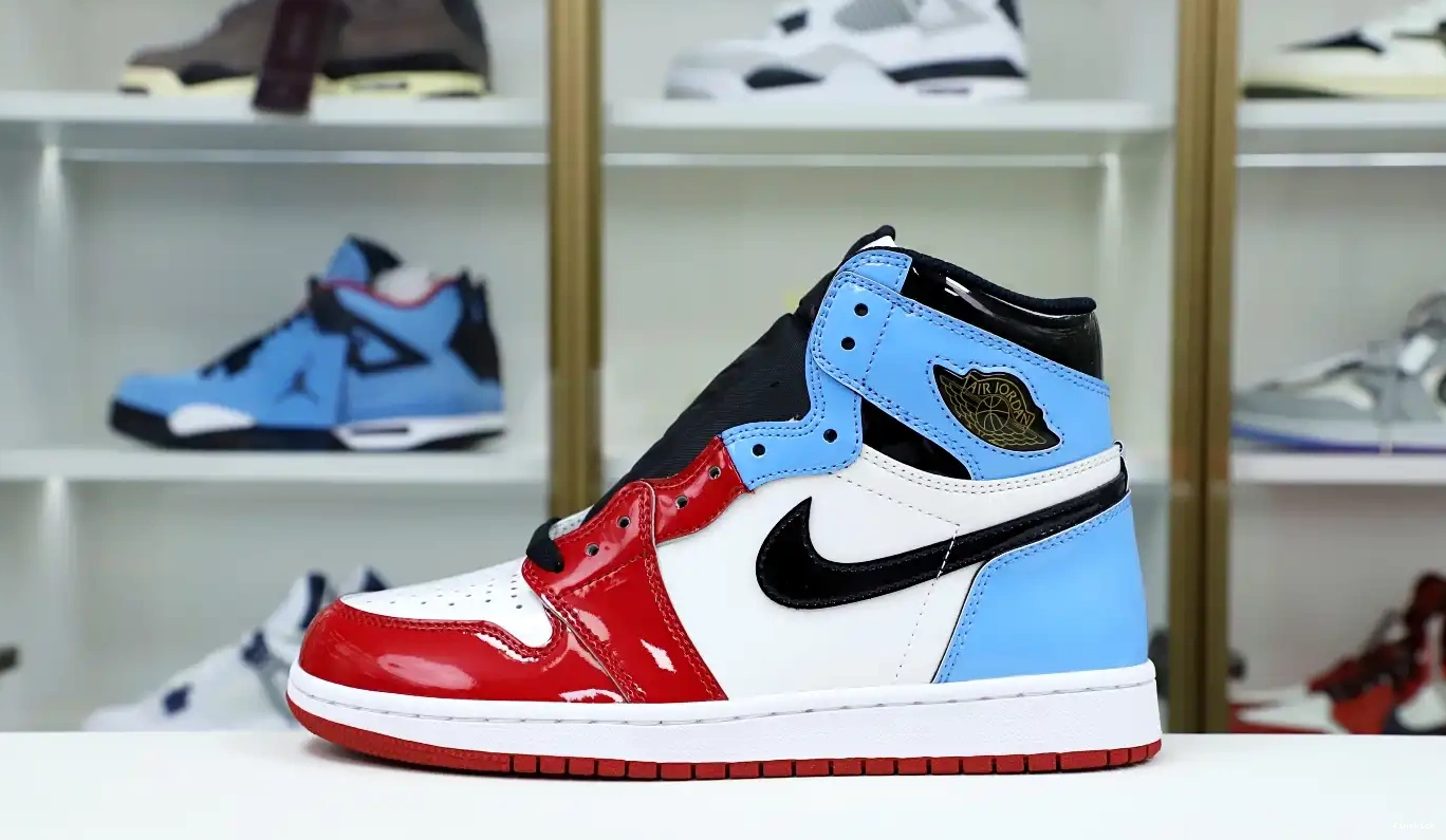 HIGH JORDAN OG AIR RETRO 1 'FEARLESS' 0324